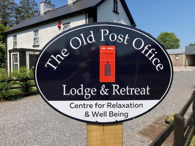 אניסקילן The Old Post Office Lodge מראה חיצוני תמונה